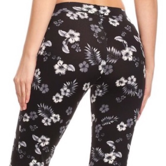 HP🎉Floral print  palazzo pant One size left large! - Picture 6 of 8